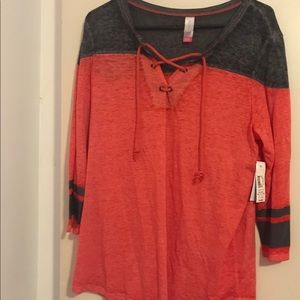 No Boundaries Coral Tee